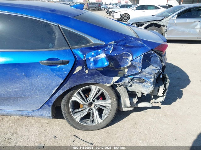 Honda Civic Touring 2016 19XFC1F94GE205044 Image 6