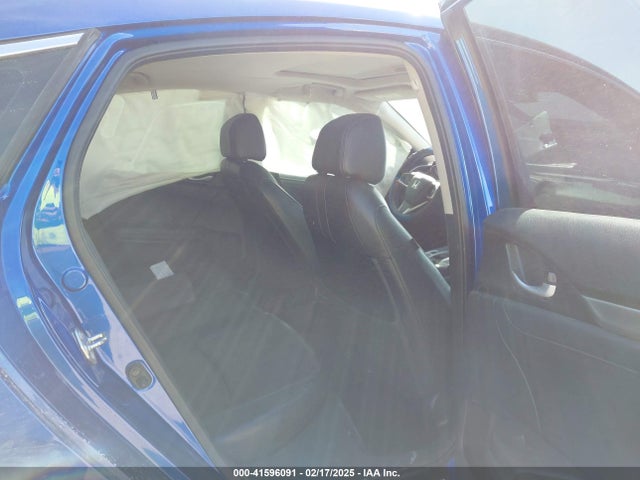Honda Civic Touring 2016 19XFC1F94GE205044 Image 8