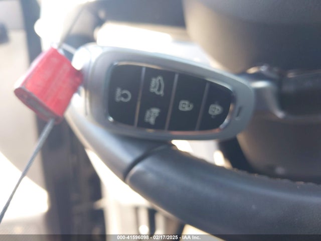 5NMJF3AE2PH205117 Hyundai TUCSON SEL