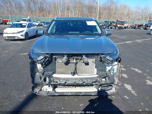 5TDGZRBH4NS203134 Toyota Highlander Xle