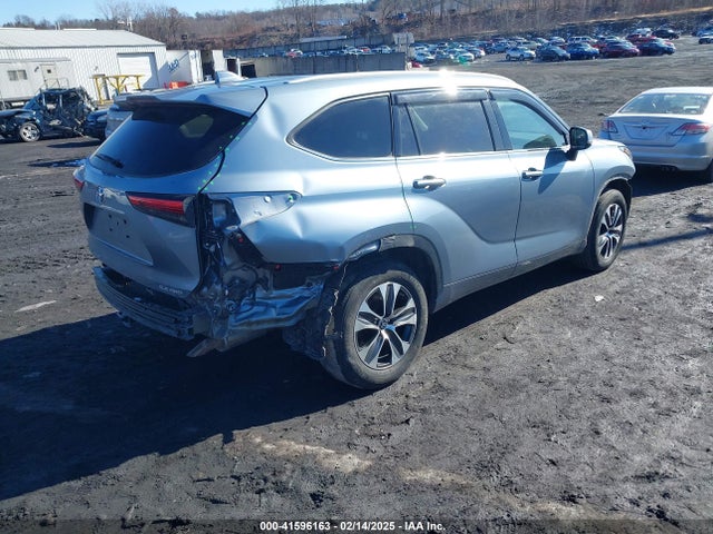 5TDGZRBH4NS203134 Toyota Highlander Xle