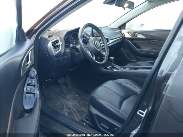3MZBN1L32JM235162 Mazda Mazda3 Touring