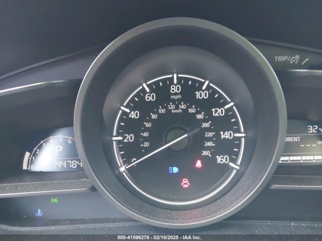 3MZBN1L32JM235162 Mazda Mazda3 Touring