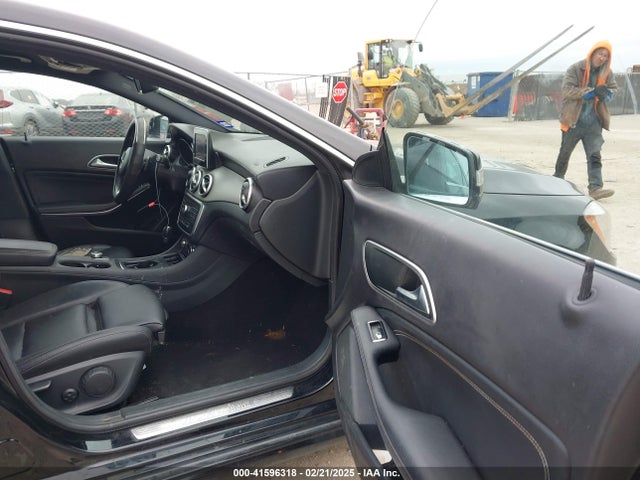 Mercedes-Benz CLA 250 2016 WDDSJ4EB0GN376059 Image 5