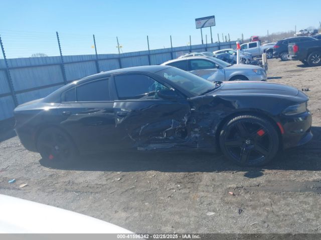2C3CDXBG2LH229627 Dodge Charger Sxt Rwd