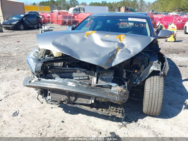 KMHTC6AE8FU229198 Hyundai Veloster Turbo