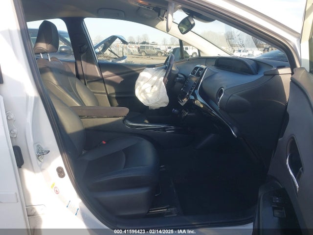 JTDL9MFU4N3037305 Toyota Prius Nightshade Edition Awd-e