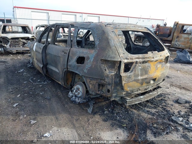 Jeep Grand Cherokee 2021 1C4RJFAGXMC612858 Image 3