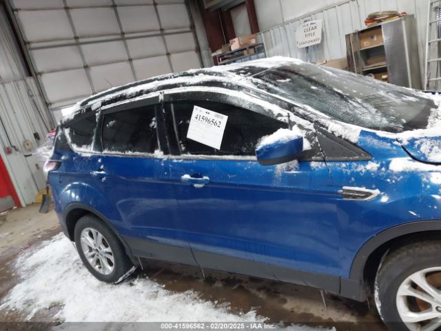 1FMCU9GD0HUD61453 Ford ESCAPE SE