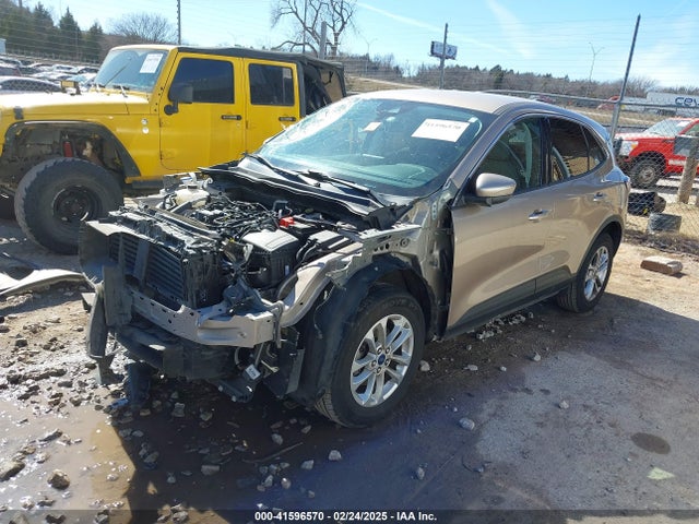 1FMCU9G62MUA81335 Ford ESCAPE SE