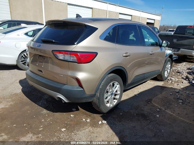 1FMCU9G62MUA81335 Ford ESCAPE SE