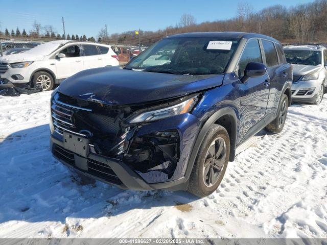 JN8BT3BB3RW424688 Nissan Rogue Sv Intelligent Awd