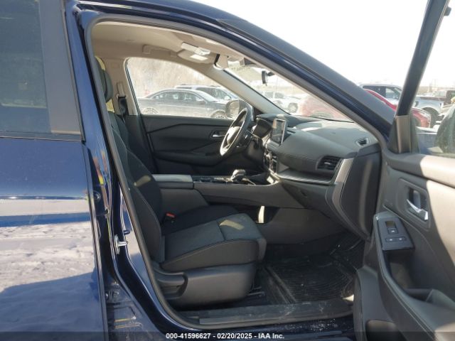 JN8BT3BB3RW424688 Nissan Rogue Sv Intelligent Awd
