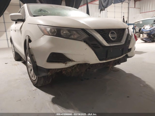 JN1BJ1CVXLW250689 Nissan Rogue Sport S Fwd Xtronic Cvt
