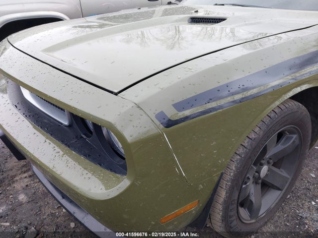 2C3CDYAG4EH179954 Dodge Challenger Sxt