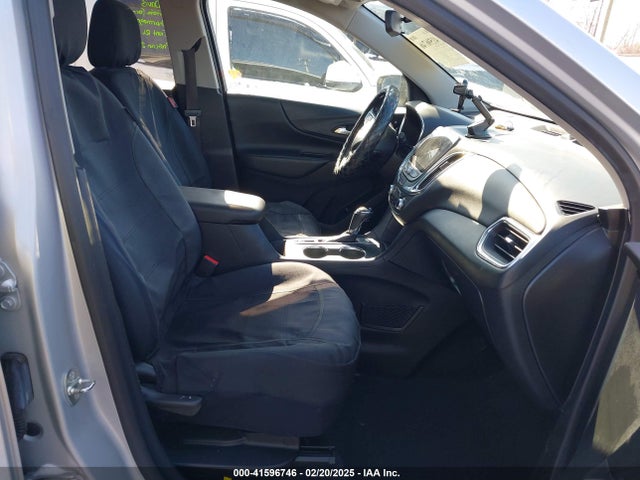 2GNAXJEV6J6336326 Chevrolet EQUINOX LT
