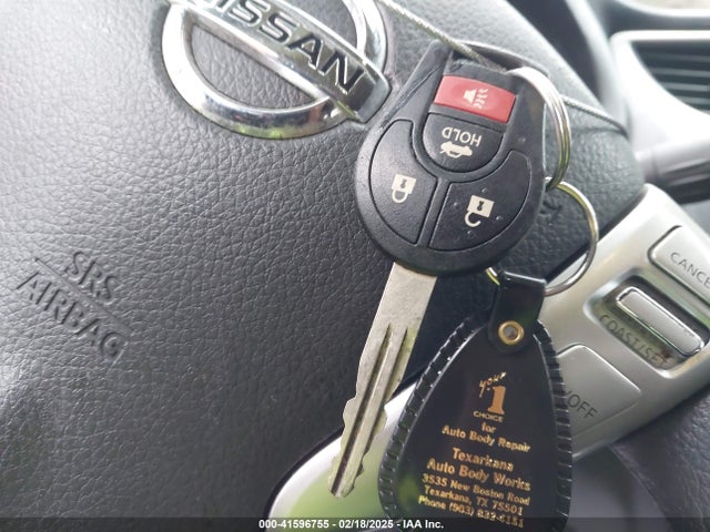 3N1AB7AP3HY260366 Nissan SENTRA S