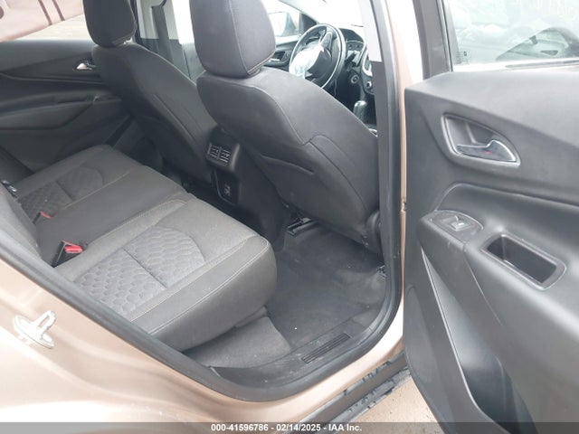 2GNAXKEV8K6230399 Chevrolet EQUINOX LT