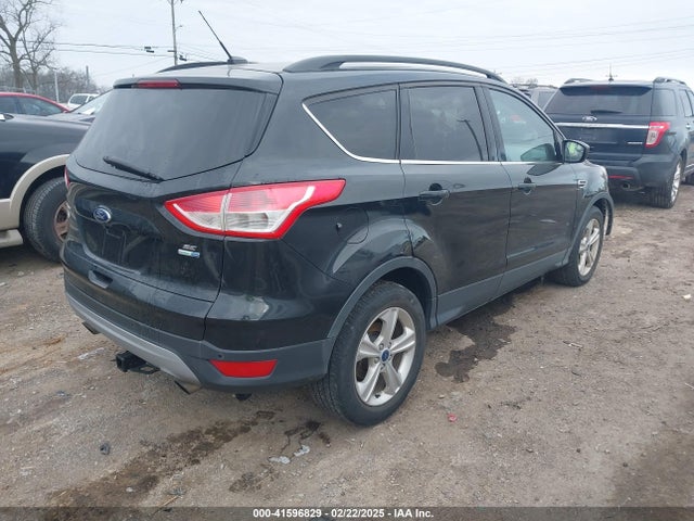 1FMCU9G9XEUD90949 Ford ESCAPE SE