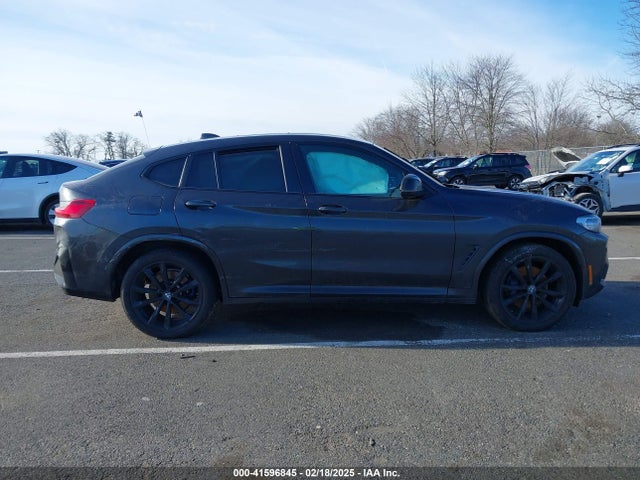5UX43DT00N9K32112 BMW X4 M40i