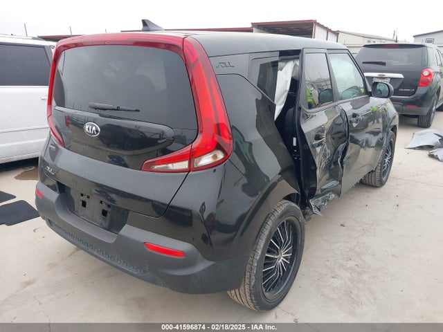 KNDJ23AU1L7724664 KIA SOUL LX