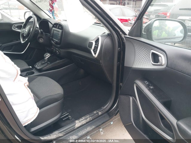 KNDJ23AU1L7724664 KIA SOUL LX
