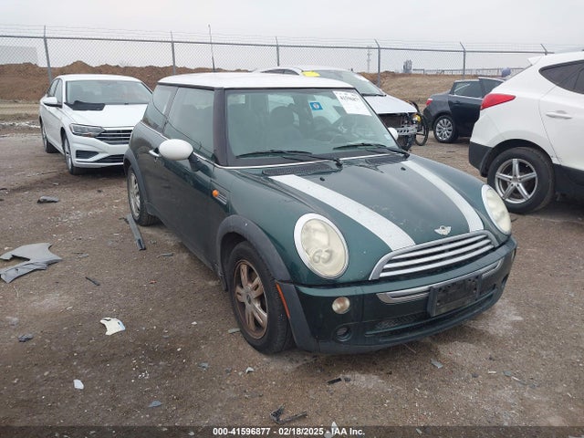 2006 MINI COOPER WMWRC33566TK72578 Photo 0