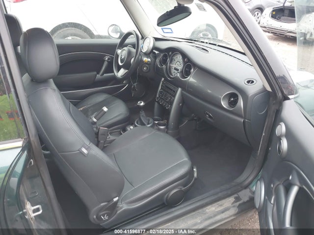 2006 MINI COOPER WMWRC33566TK72578 Photo 4