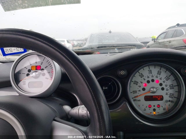 2006 MINI COOPER WMWRC33566TK72578 Photo 6