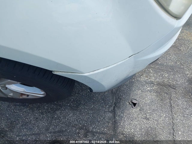 2GNALAEK4E6145849 Chevrolet EQUINOX LS