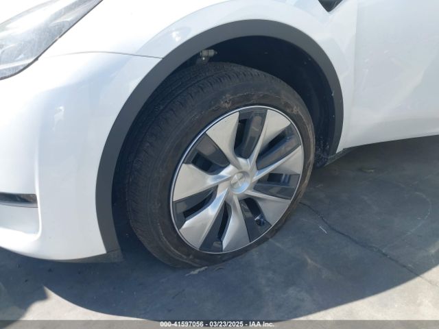 7SAYGDED2RF017448 Tesla Model Y Long Range Dual Motor All-wheel Drive/rwd