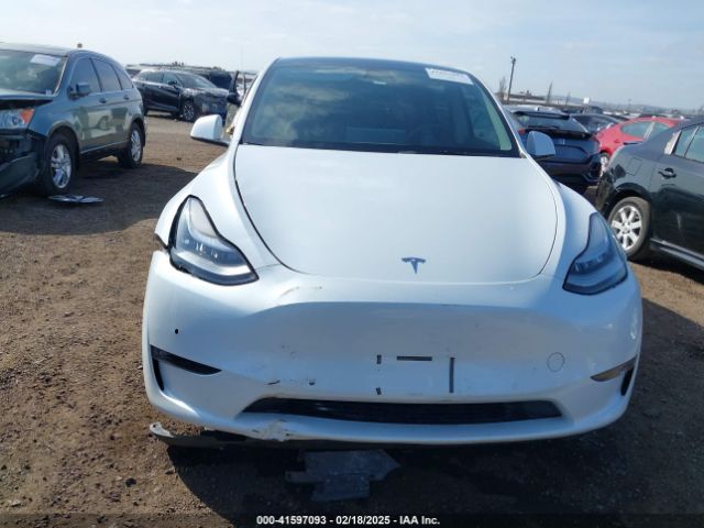 7SAYGDEE9NF450736 Tesla Model Y Long Range Dual Motor All-wheel Drive