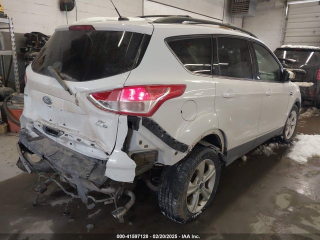 Ford ESCAPE SE 2015 1FMCU9G9XFUA35507 Image 4