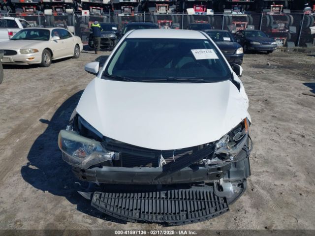 2T1BURHE5FC305817 Toyota COROLLA L