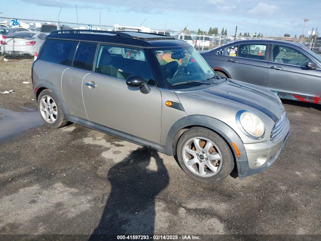 2009 MINI COOPER CLUBMAN WMWML33519TX35497 Photo 0