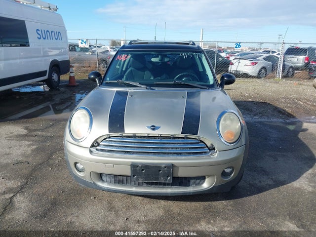 2009 MINI COOPER CLUBMAN WMWML33519TX35497 Photo 5