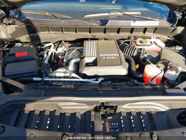 2025 CHEVROLET SILVERADO 1500 1GCUKJE81SZ153131 Photo 9