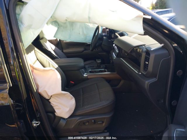 2025 CHEVROLET SILVERADO 1500 1GCUKJE81SZ153131 Photo 4
