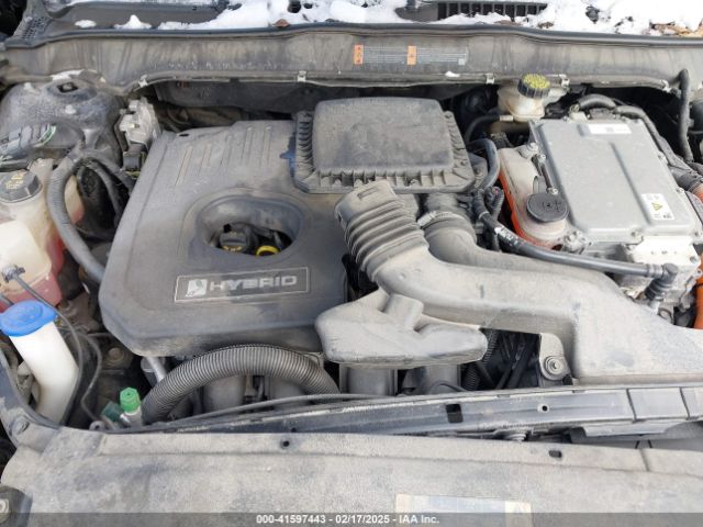 3FA6P0LU3HR381901 Ford Fusion Hybrid Se