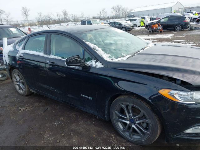 3FA6P0LU3HR381901 Ford Fusion Hybrid Se