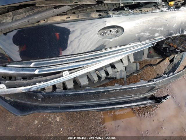 3FA6P0LU3HR381901 Ford Fusion Hybrid Se