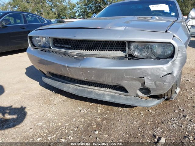 2C3CDYAG1EH204132 Dodge Challenger Sxt