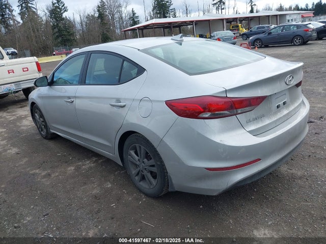 5NPD84LF8JH239866 Hyundai ELANTRA SEL