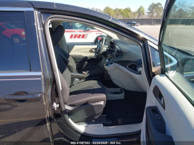 2017 CHRYSLER PACIFICA 2C4RC1CG0HR522383 Photo 4