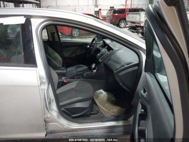 1FADP3F29EL160834 Ford FOCUS SE