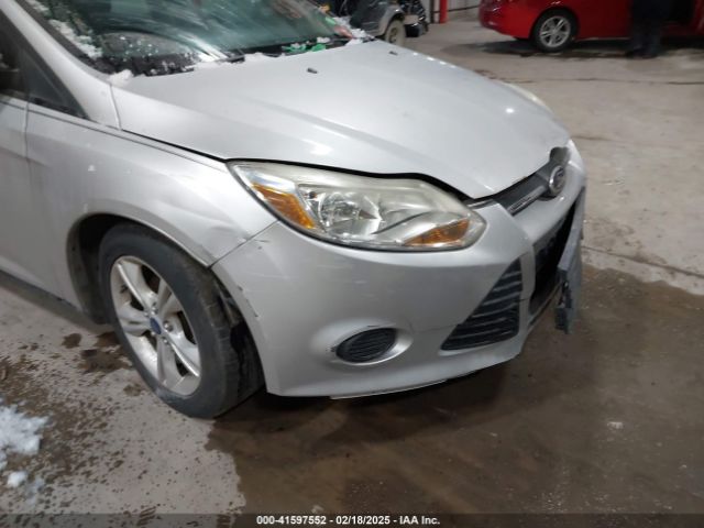 1FADP3F29EL160834 Ford FOCUS SE