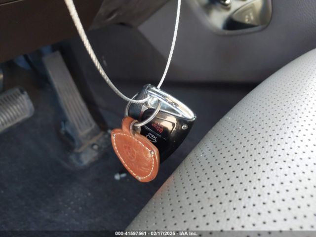 KM8SN4HF1KU299774 Hyundai Santa Fe Xl Se