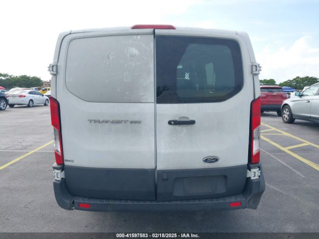 1FTYR1YM5JKB17150 Ford Transit-250