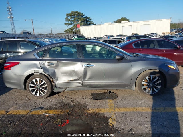Nissan Altima 2.5 Sv 2017 1N4AL3AP5HC266378 Image 13