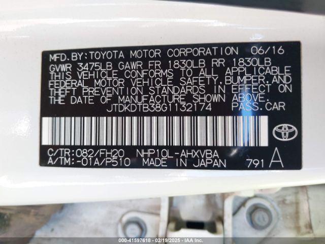 JTDKDTB38G1132174 Toyota Prius C One